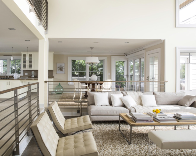 Trim and ceilings in Benjamin Moore OC-9 Ballet White pop against a creamy wall in Mascarpone AF-20.