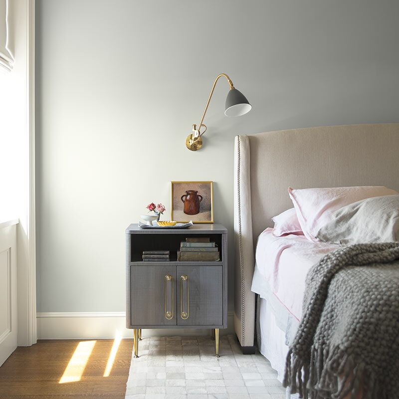 Bedroom in Benjamin Moore Metropolitan