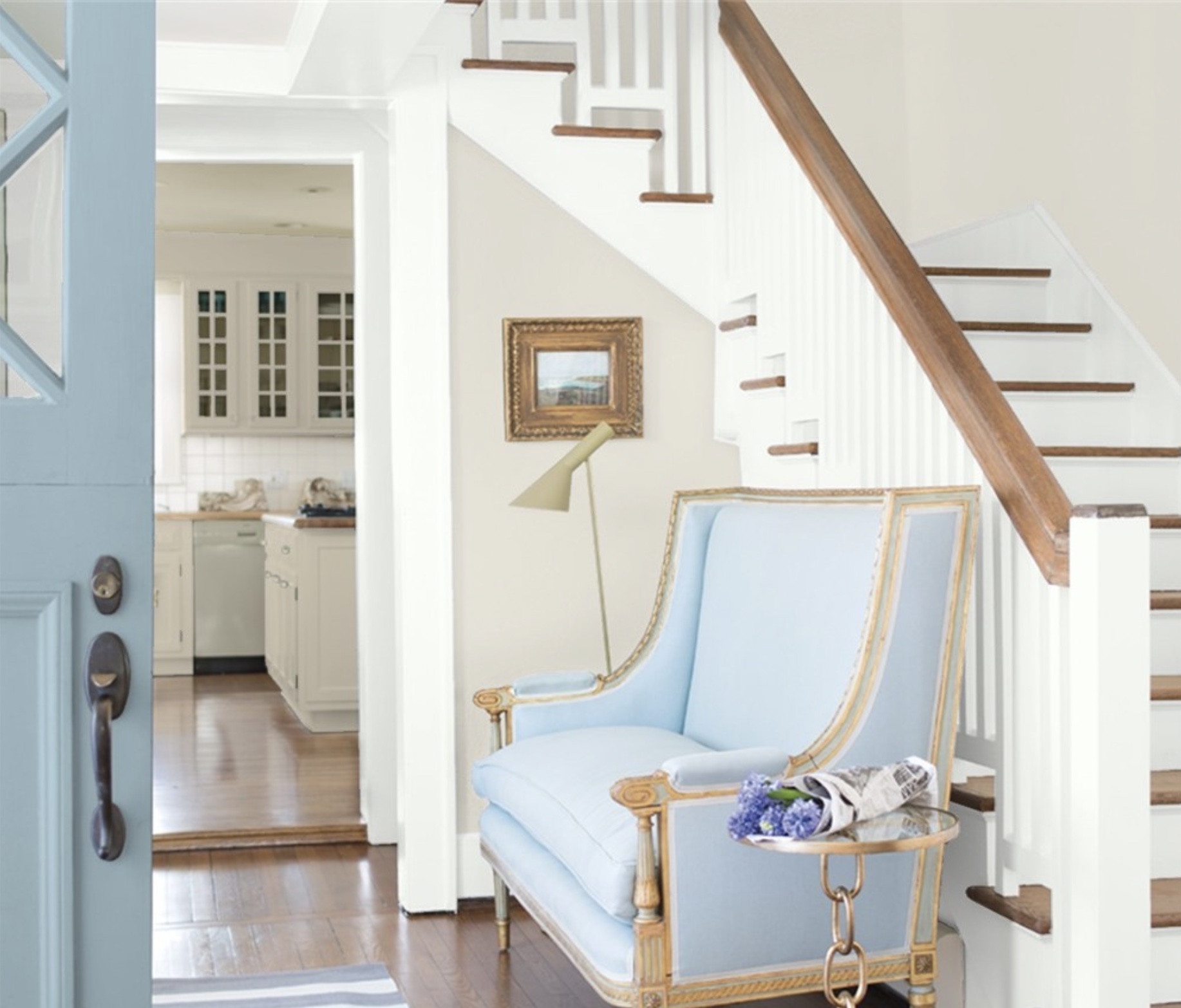 Entryway in Benjamin Moore Pale Oak