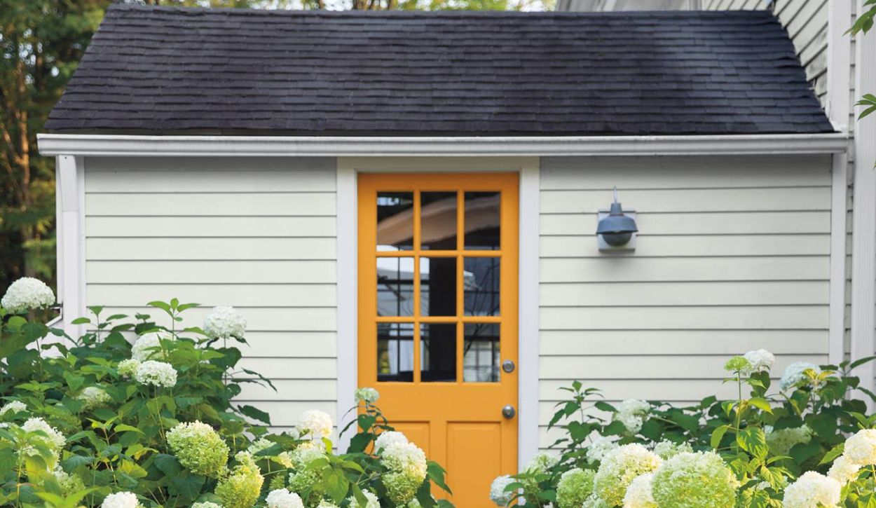 Vinyl Siding Paint: What You Need to Know