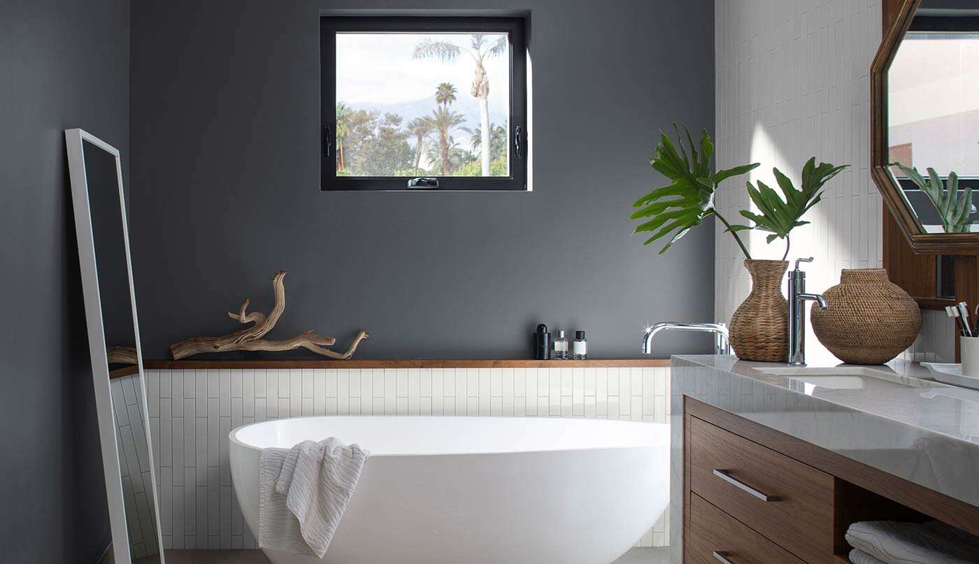 Bathroom painted with Benjamin Moore AURA Bath & Spa